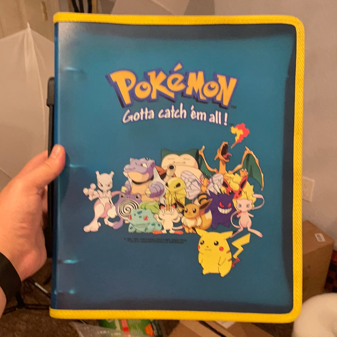 Pokmon Official 1999 Blockbuster Zipper Binder Vintage (Used) Pokmon Official 1999 Blockbuster Zipper Binder Vintage (Used)