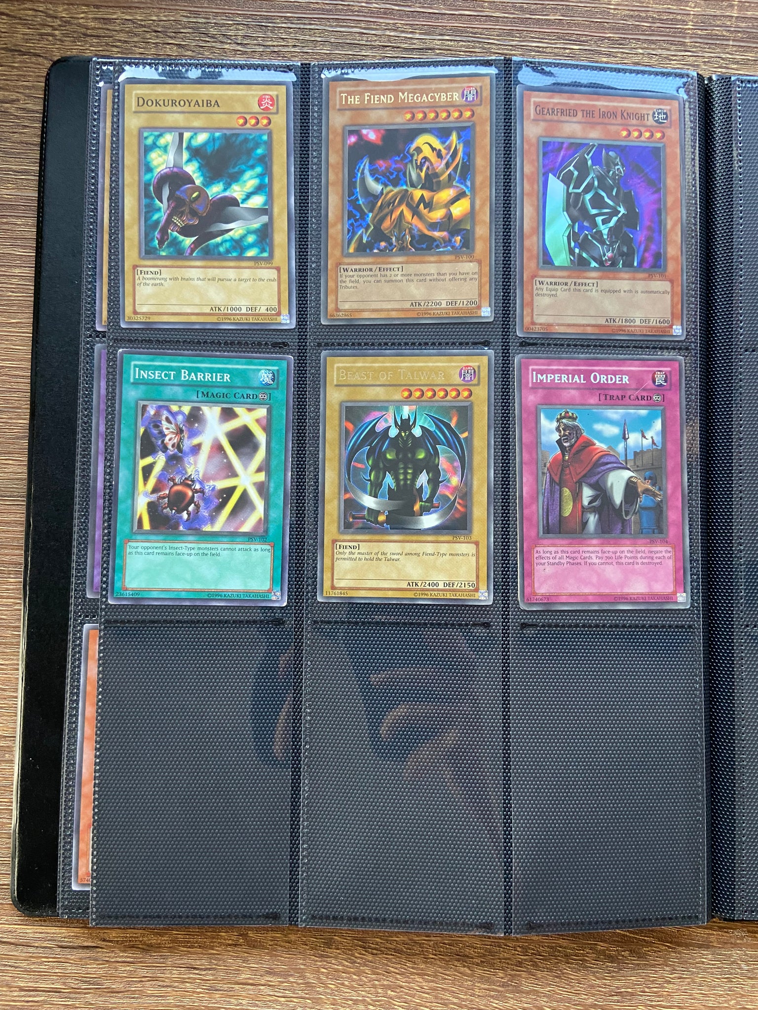 Yu-Gi-Oh! Pharaoh's Servant Expansion (2002) Complete Set| TradingCardSets.Com Yu-Gi-Oh! Pharaoh's Servant Expansion (2002) Complete Set| TradingCardSets.Com