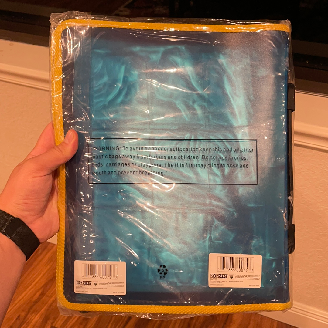 Pokmon Official 1999 Blockbuster Zipper Binder Vintage (Sealed)| TradingCardSets.Com Pokmon Official 1999 Blockbuster Zipper Binder Vintage (Sealed)| TradingCardSets.Com